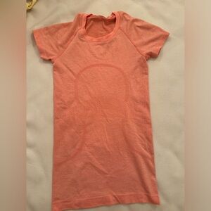 Lululemon swiftly tech short sleeve 2.0